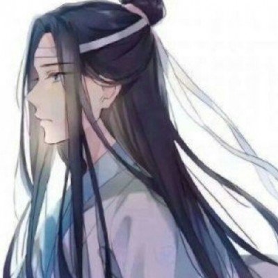 老爷爷为妻子摘花 花主人改警示牌